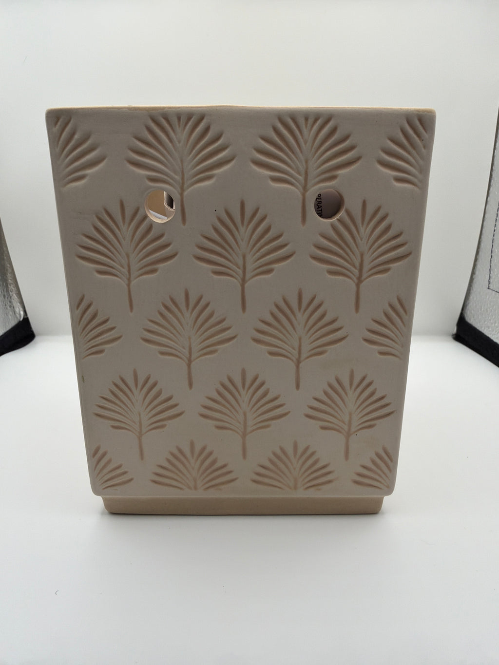 Debossed Pattern Wax Warmer