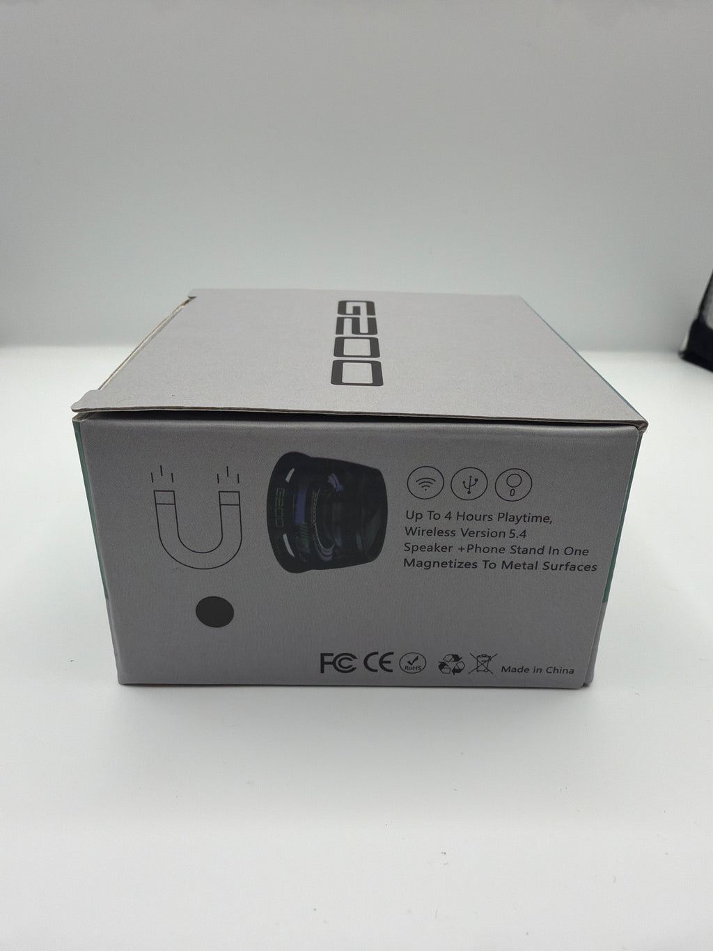 Magnetic suction Ultra Portable LED SPEAKER