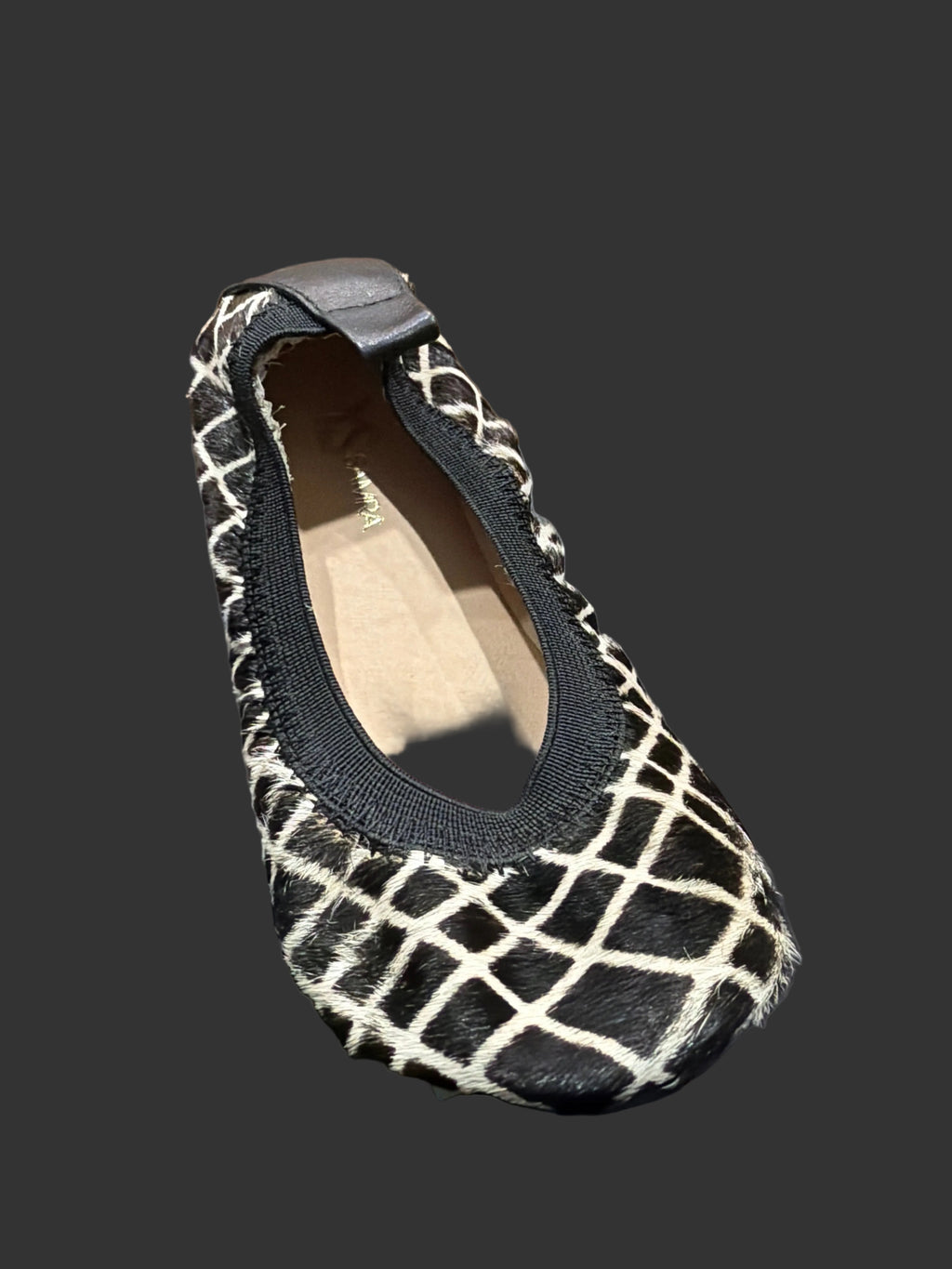 Girls’ Black-and-White Geometric Ballet Flats