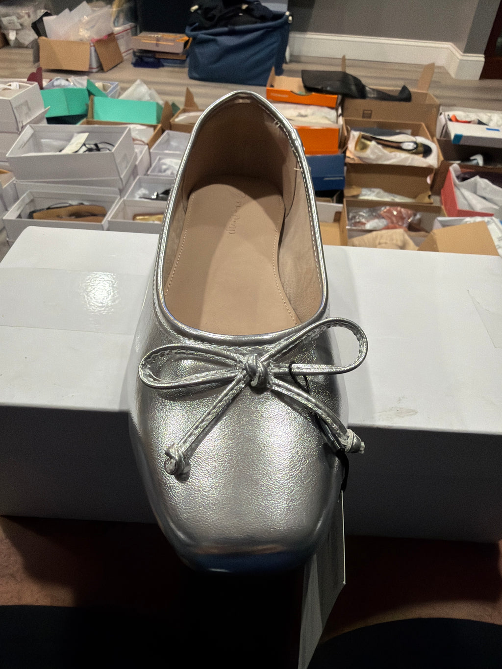 The Drop Women’s Metallic Silver Bow Ballet Flats