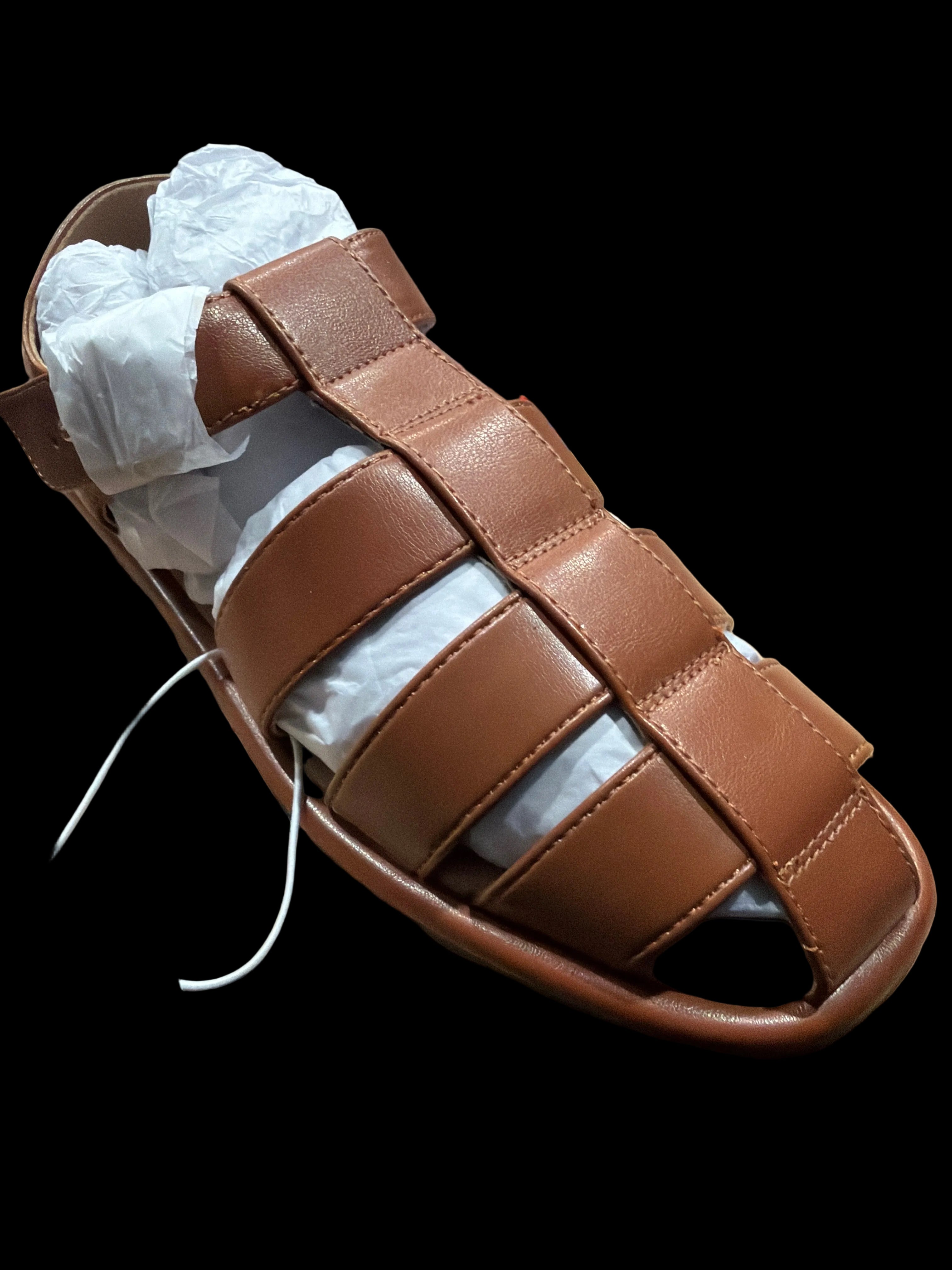 Amazon Essentials Women’s Brown Fisherman Sandals – Size 6.5
